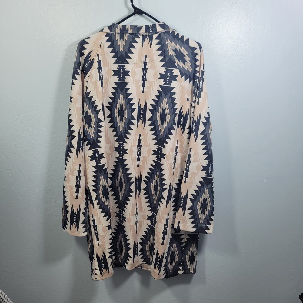 Sterling Kreek Western Wear Coat Featuring Southwestern Aztec Pattern Size 2X - Picture 5 of 8
